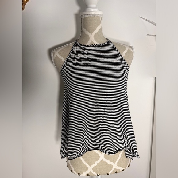 Striped summer tank brand new - Picture 5 of 6